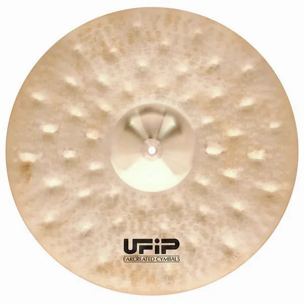 Ufip 19" Blast Extra Dry Crash detail 2