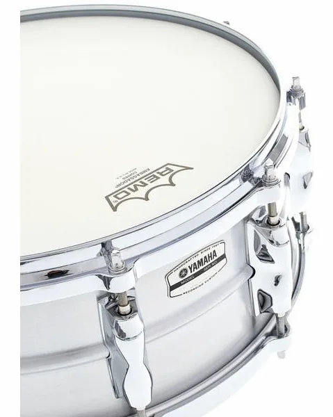 Yamaha 14"x5.5" Recording Custom Alu detail 5