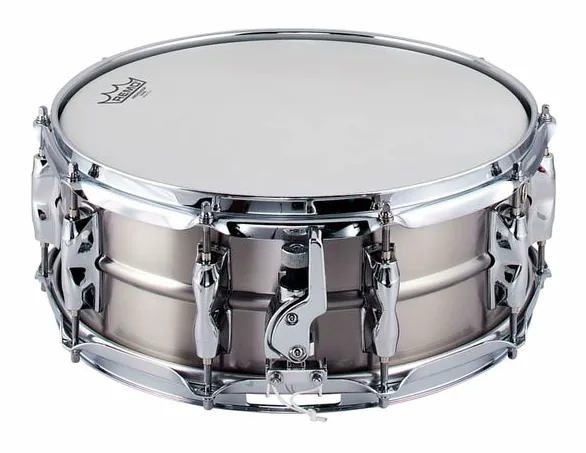 Yamaha 14"x5.5" Recording Custom ST detail 2