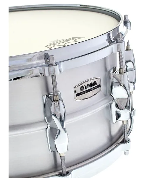 Yamaha 14"x6,5" Recording Custom Alu detail 4
