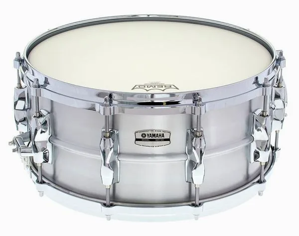 Yamaha 14"x6,5" Recording Custom Alu vooraanzicht
