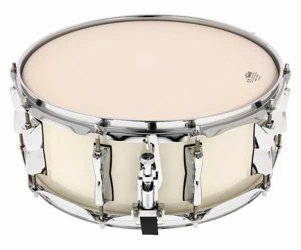 Yamaha Stage Custom 14"x5,5" Sn. CLW detail 4