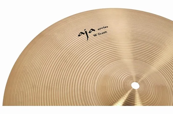 Zultan 16" Aja Crash detail 4