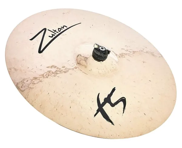 Zultan 17" F5 Crash vooraanzicht